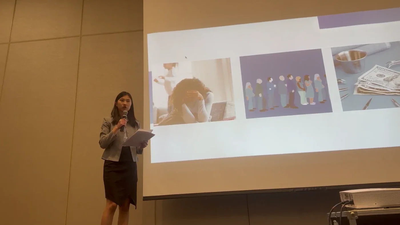 Youth Summit 2025 学生展示现场